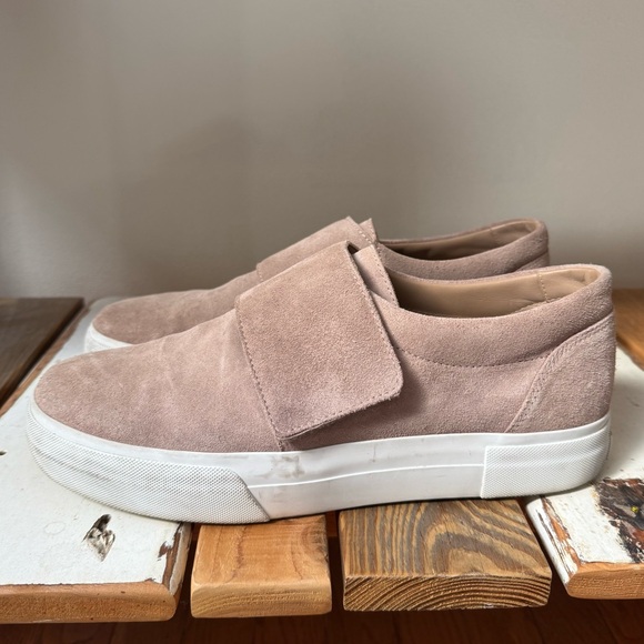 Vince Cage Suede Tan Taupe Platform Minimalist Sneaker Velcro Strap Size 11 - Picture 1 of 16